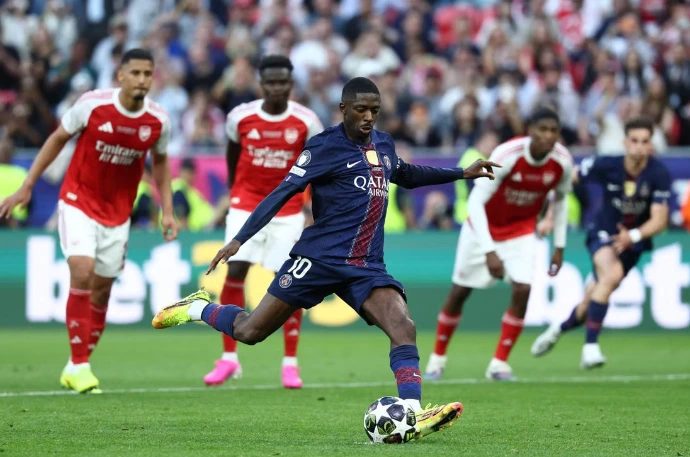 Dembélé marque son pénalty contre Arsenal